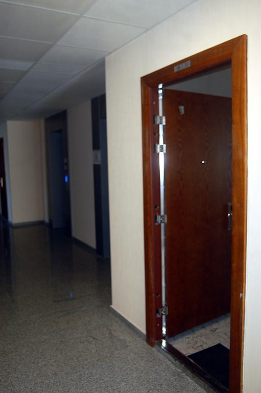 Irina Apartment 1 バトゥーミ エクステリア 写真